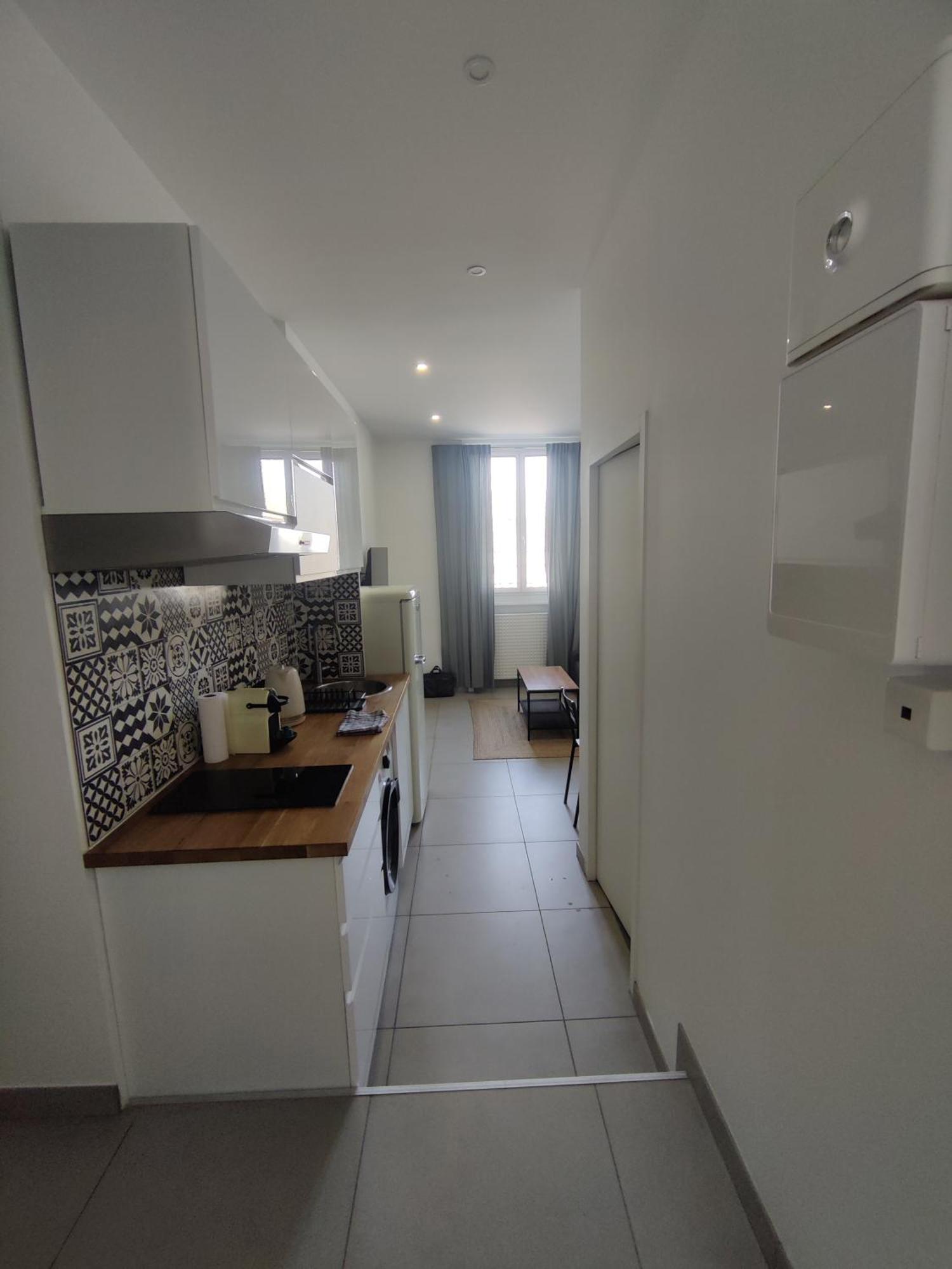 Le Pressense 2 Apartment Venissieux Luaran gambar