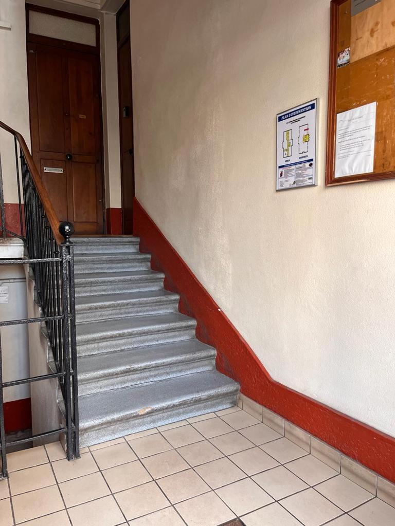 Le Pressense 2 Apartment Venissieux Luaran gambar