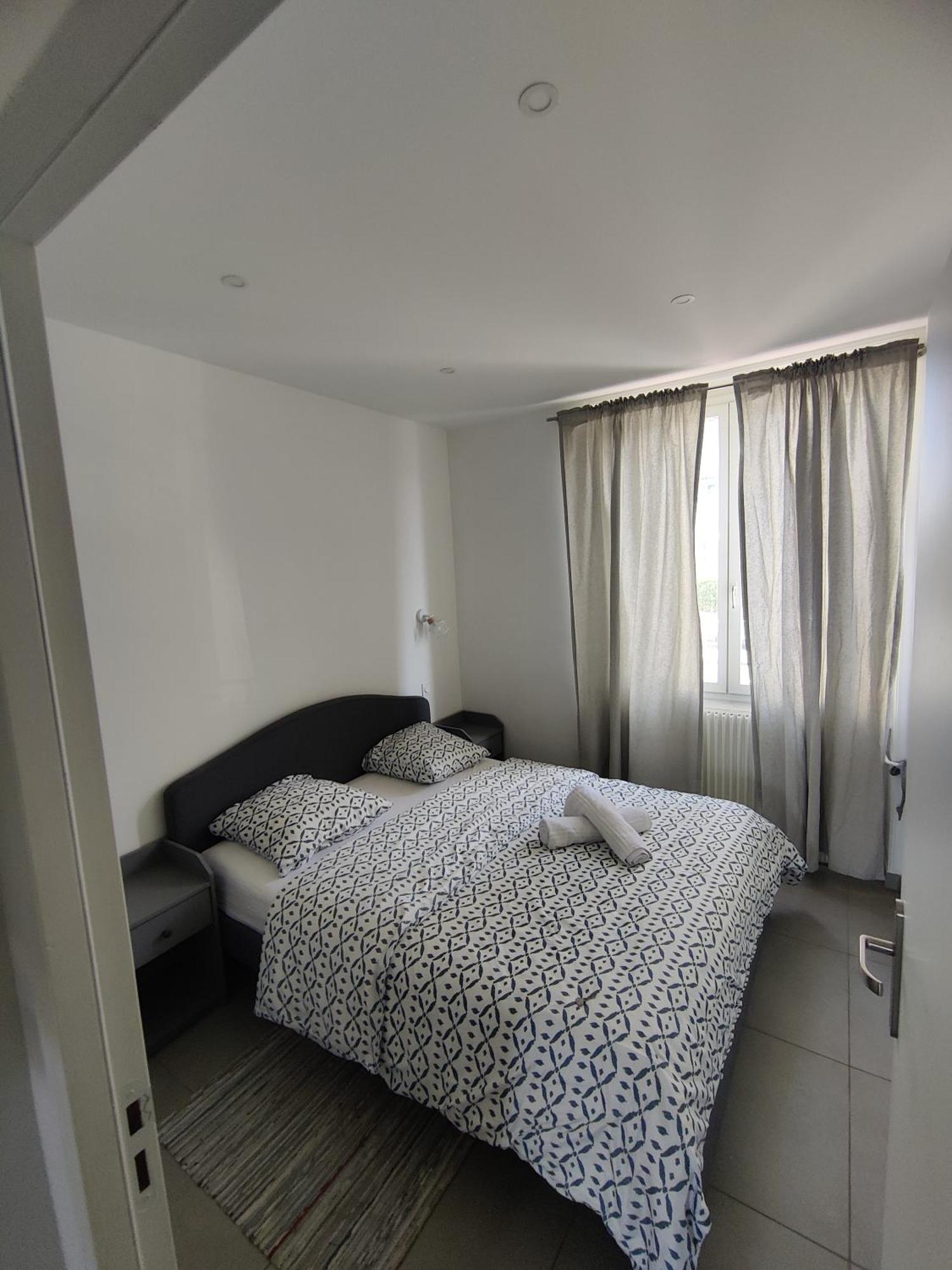 Le Pressense 2 Apartment Venissieux Luaran gambar